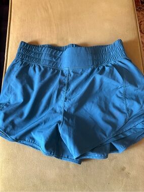 MPG Women's Athletic Shorts in Teal